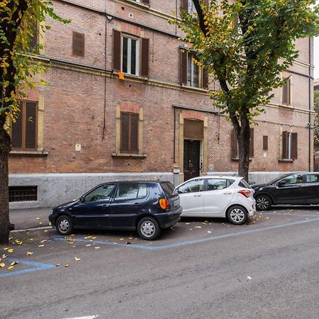 Bolognina Centro-Stazione Apartment Bologna Bagian luar foto